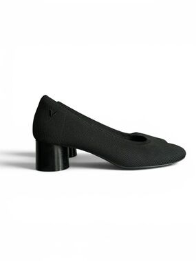 VIVAIA Elvia Round Toe Chunky Heels Black Women’s Size EU 37 | US 6.5